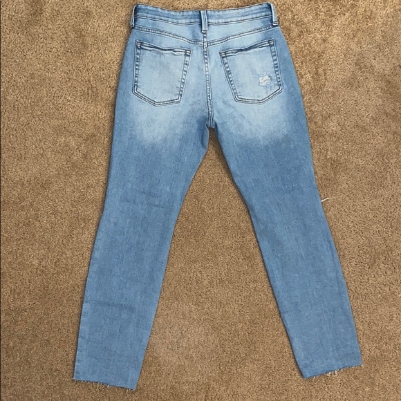 HIGH RISE JEANS - Picture 3 of 7